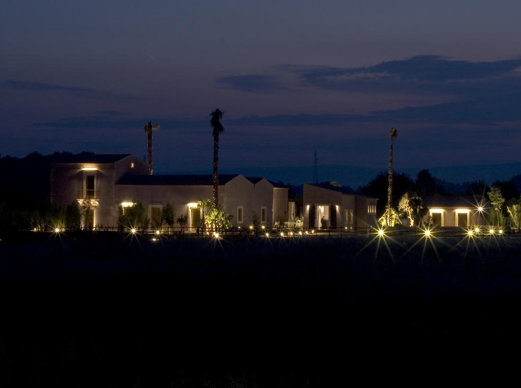 Caol Ishka Hotel Syrakusa Exteriör bild